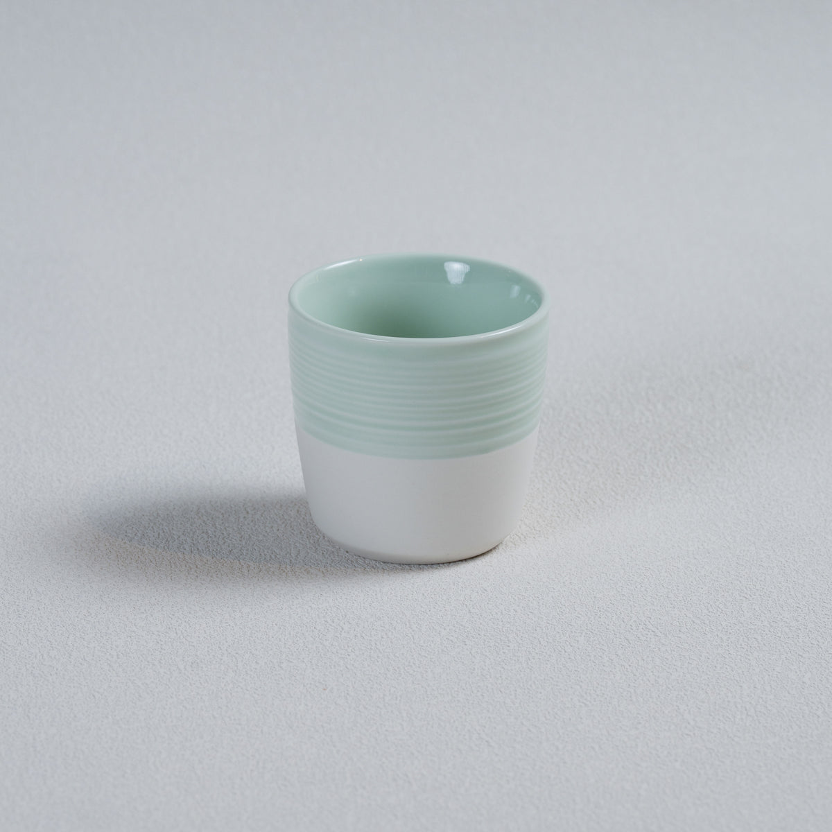 #color_Celadon Green