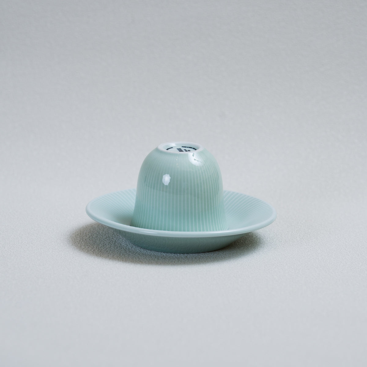 #color_Celadon Green