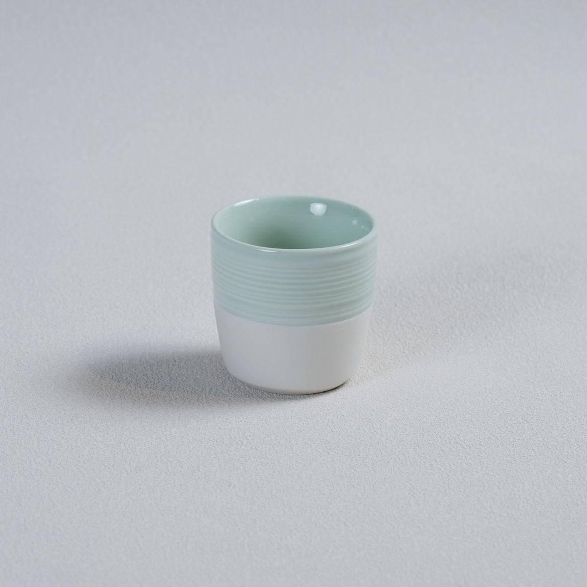 #color_Celadon Green