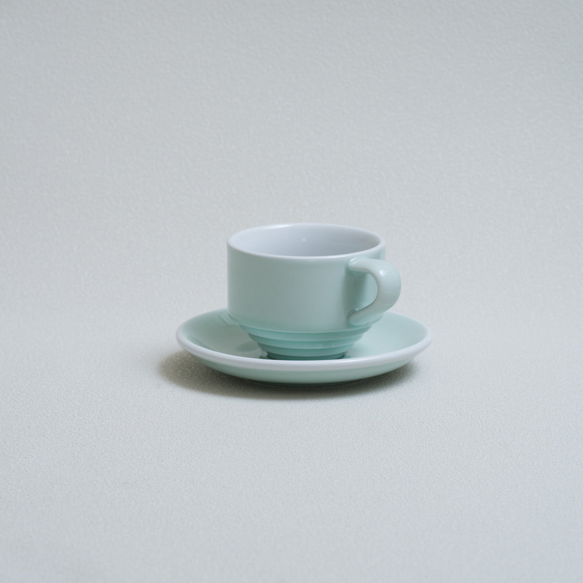 #color_Celadon Green